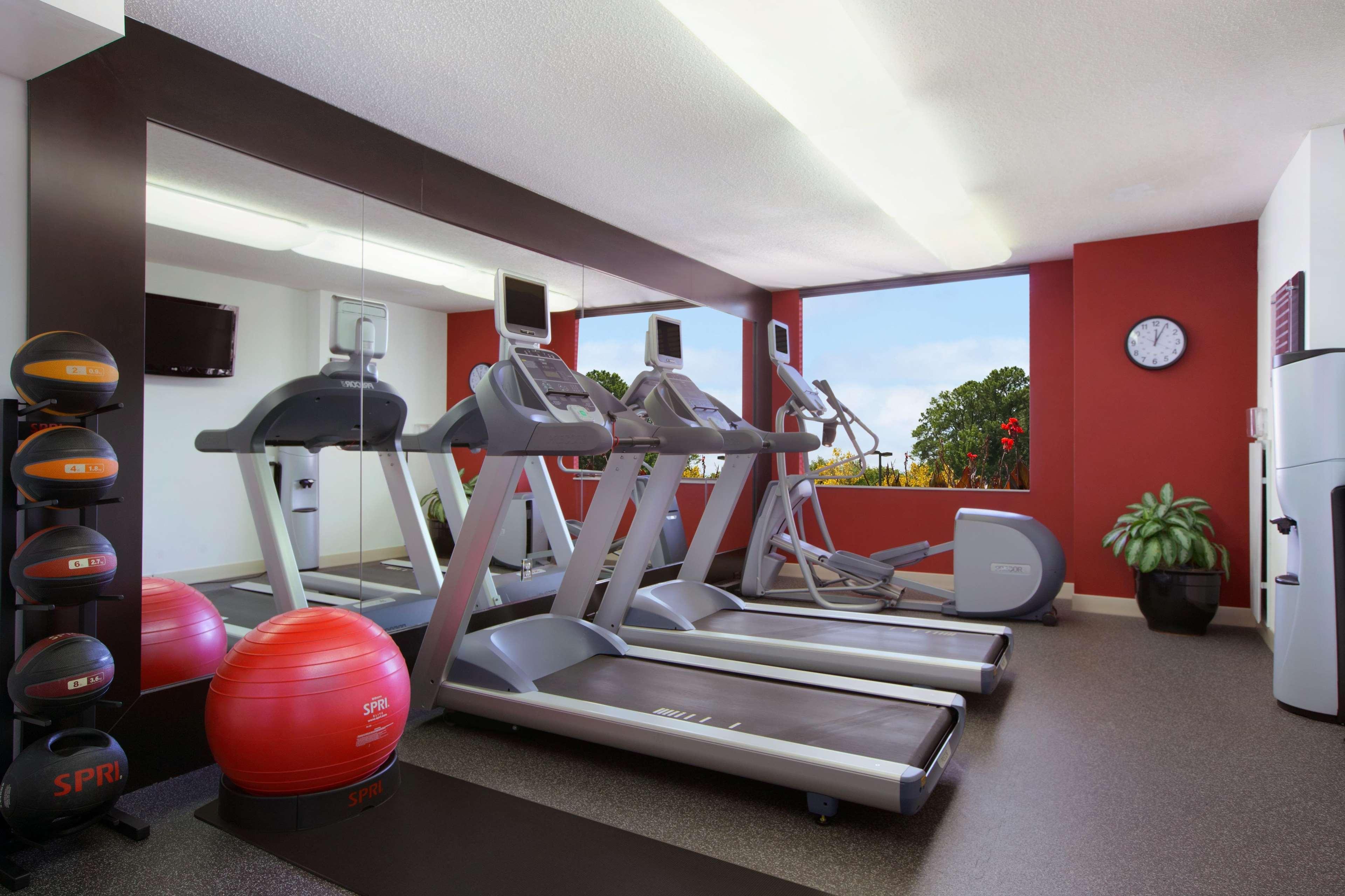 Homewood Suites By Hilton Falls Church Merrifield Екстер'єр фото
